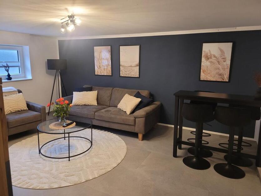 Top möblierte Wohnung – All-Inclusive-Miete, sofort bezugsfrei!