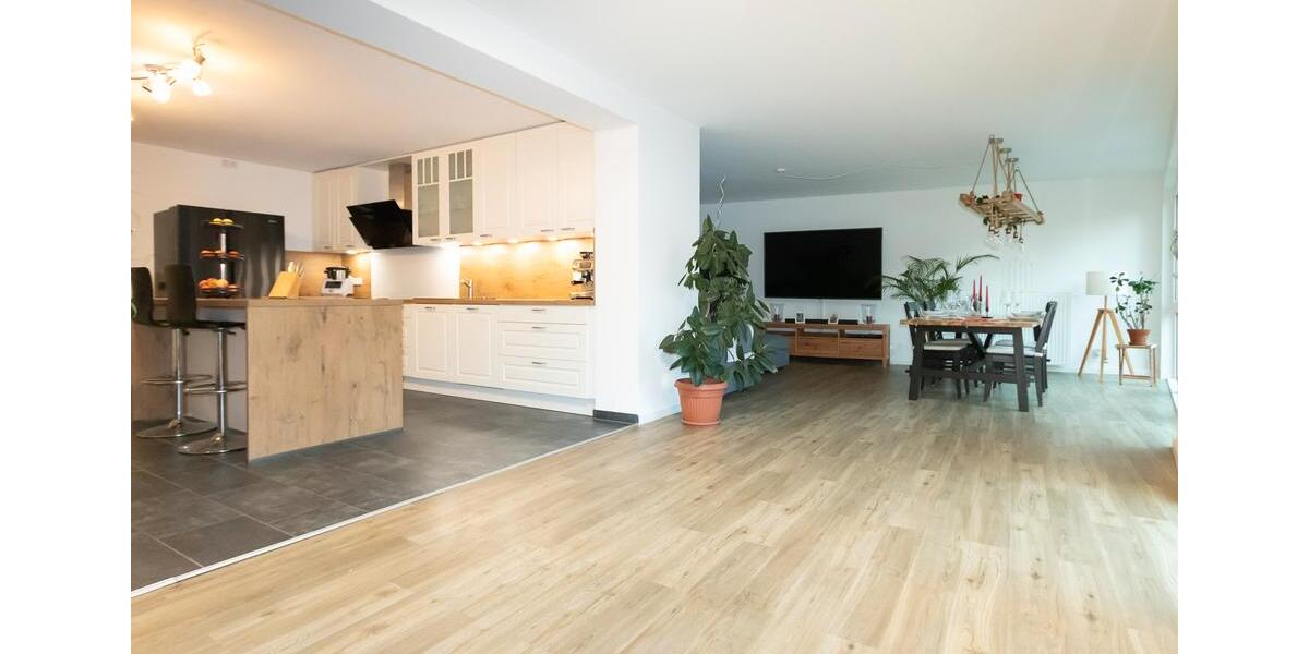 Erdgeschoßwohnung Weyhe - 3.5 Zimmer, 149 m&sup2;, 1.296&euro; | Angebot:23909653