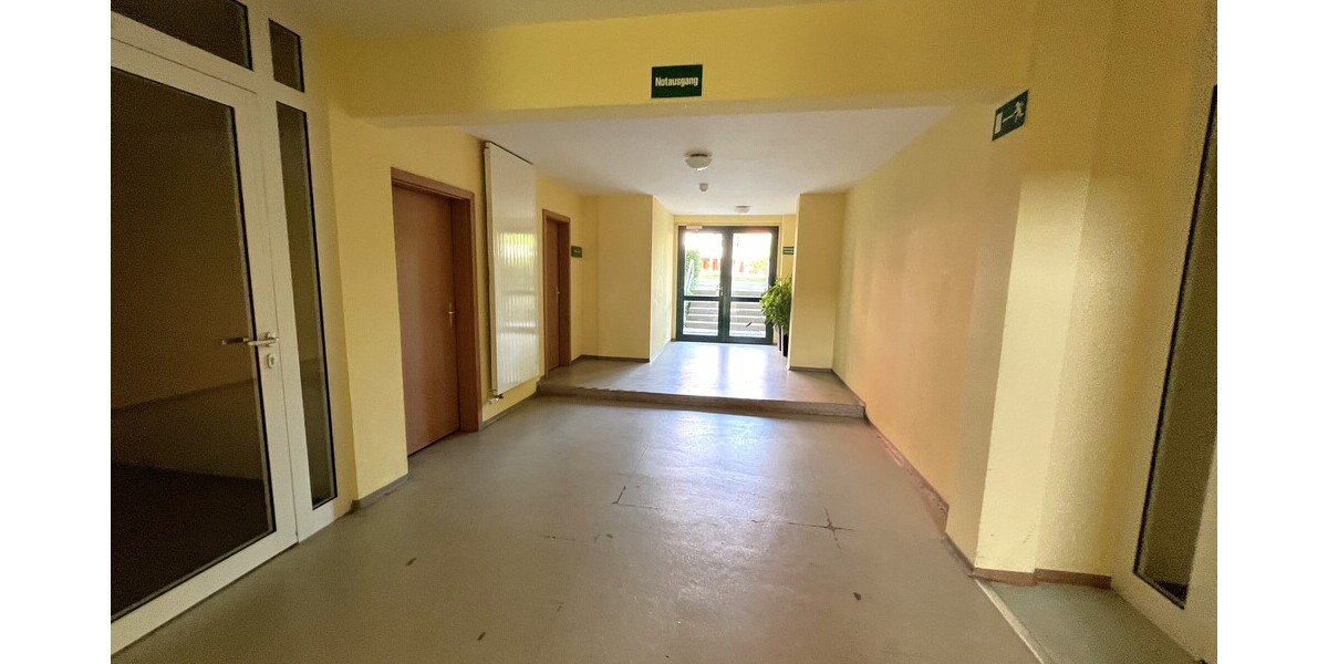 Wohnen mit Mehrwert: 2-Raum-Wohnung mit großzügigem Doppel-Wintergarten in Gera-Bieblach! - Erdgeschoßwohnung Gera Alt-Bieblach | Angebot:26959991