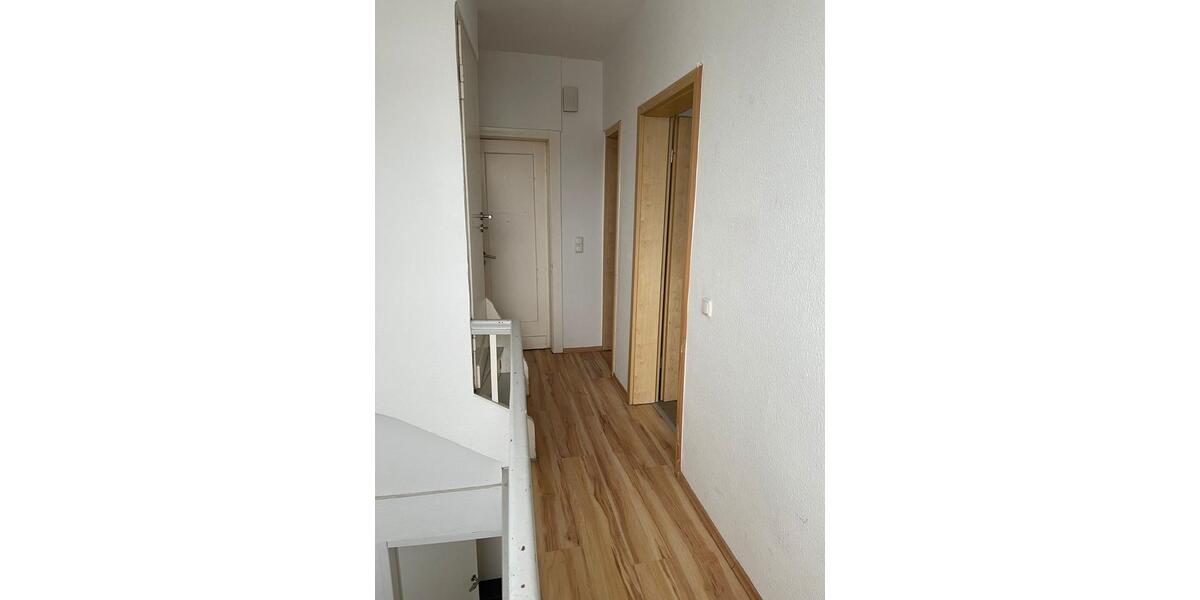 Dachgeschoßwohnung Siegen - 2 Zimmer, 45 m&sup2;, 470&euro; | Angebot:26665414