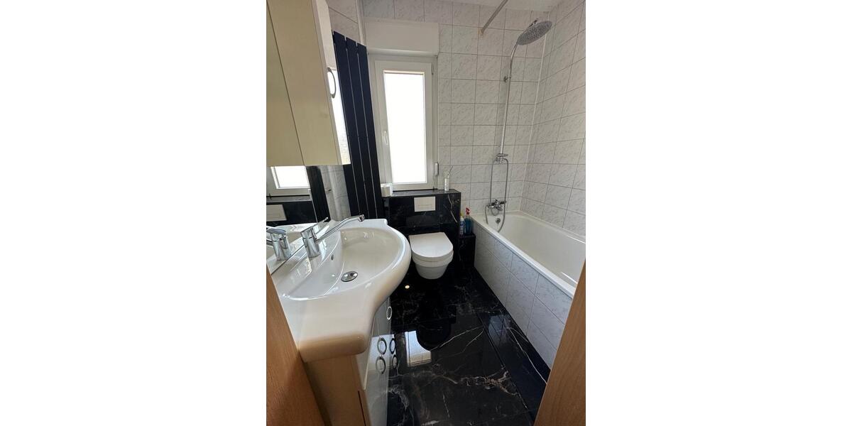 Wohnen auf Zeit Köln Nippes - 4 Zimmer, 90 m&sup2;, 850&euro; | Angebot:26111688
