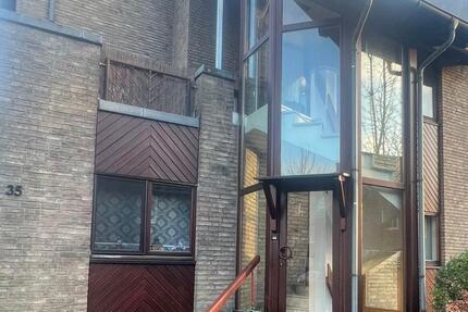 Schöne 5-Zimmer-Maisonette mit eigenem Glaseingang & Terrasse 5 zimmer