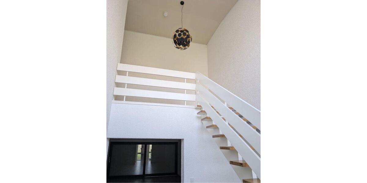 Reihenhaus Wiesbaden Südost - 5 Zimmer, 180 m&sup2;, 2.995&euro; | Angebot:26235543