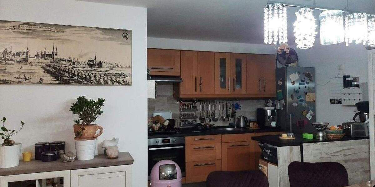 Im Zentrum von Gehrden! 2,5-Zimmer-Maisonette-Wohnung, 97 qm, Balkon, Keller, Tiefgarage uvm. 2 zimmer