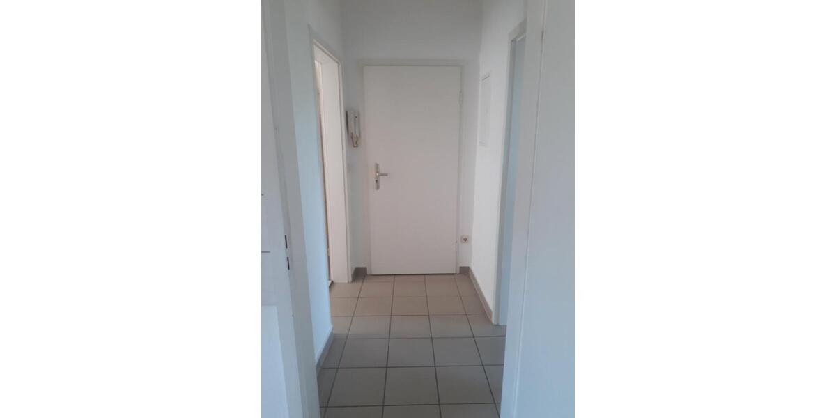 Etagenwohnung Eisenberg - 1 Zimmer, 37 m&sup2;, 260&euro; | Angebot:26099824