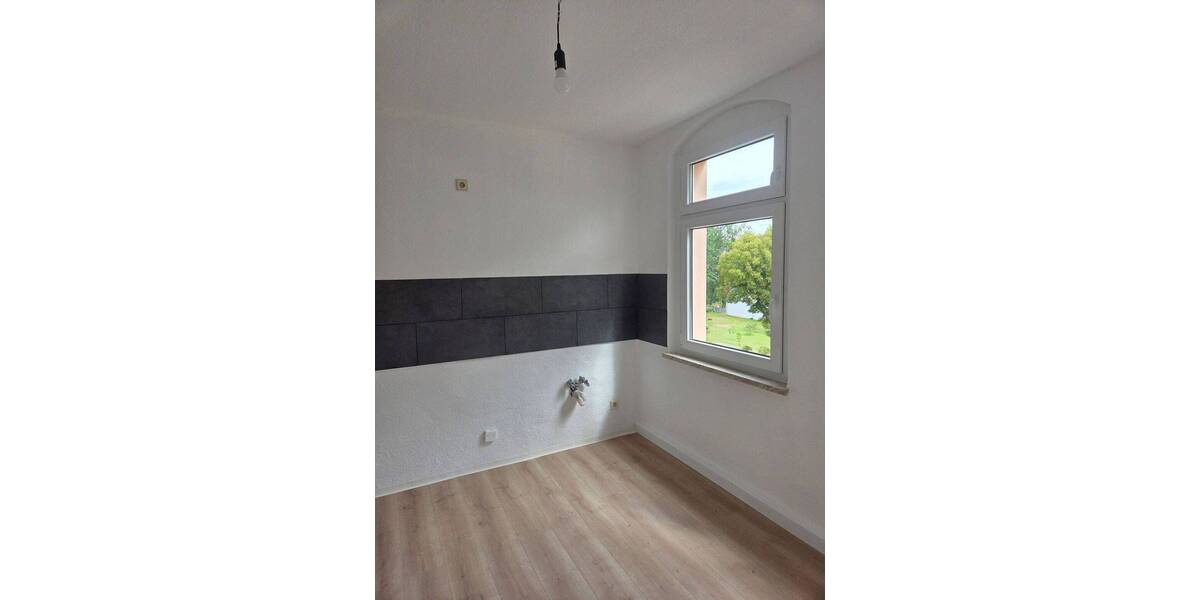 Etagenwohnung Waldheim Schönberg - 3 Zimmer, 82 m&sup2;, 450&euro; | Angebot:24138733