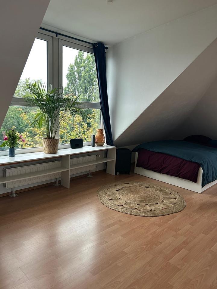 Zimmer Wohnung Hamburg Altona Zwischenmiete möbliert September