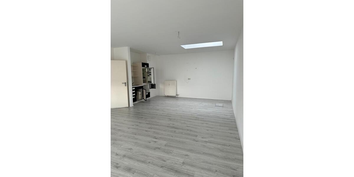Gewerbeobjekt Ingolstadt Friedrichshofen-Hollerstauden - 1.350&euro; | Angebot:24702971