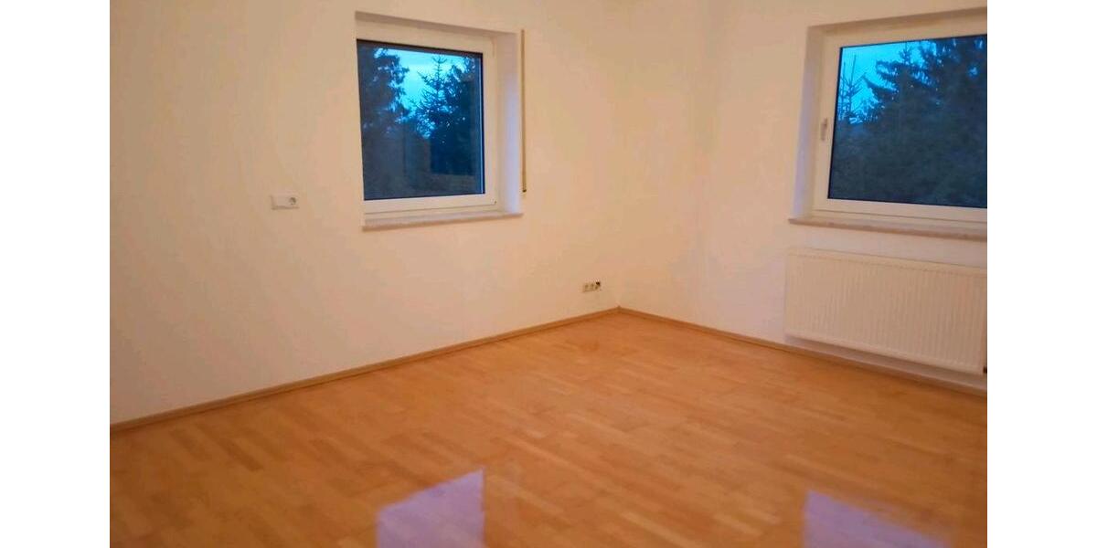 Erdgeschoßwohnung Hofbieber - 5 Zimmer, 128 m&sup2;, 949&euro; | Angebot:26083589