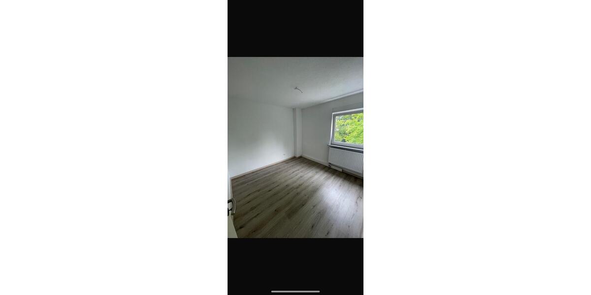 Etagenwohnung Uhingen - 3 Zimmer, 79 m&sup2;, 990&euro; | Angebot:24716130