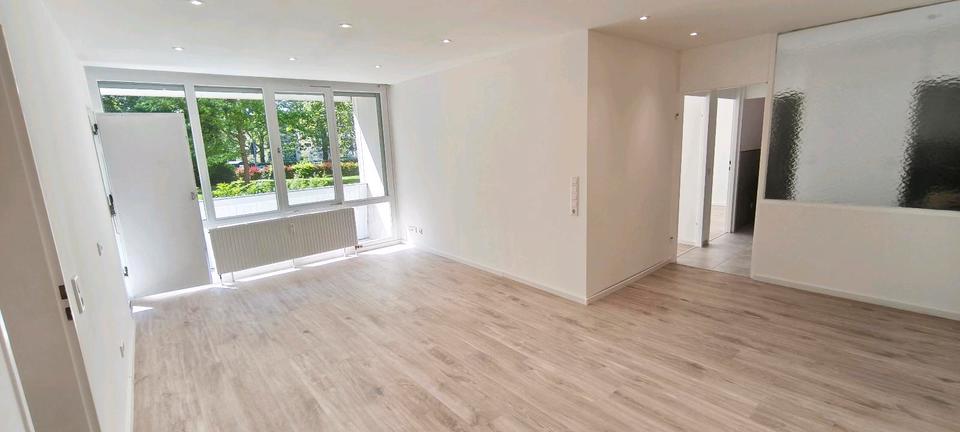 Erdgeschoßwohnung Krefeld Dießem - 3 Zimmer, 78 m&sup2;, 900&euro; | Angebot:26701769