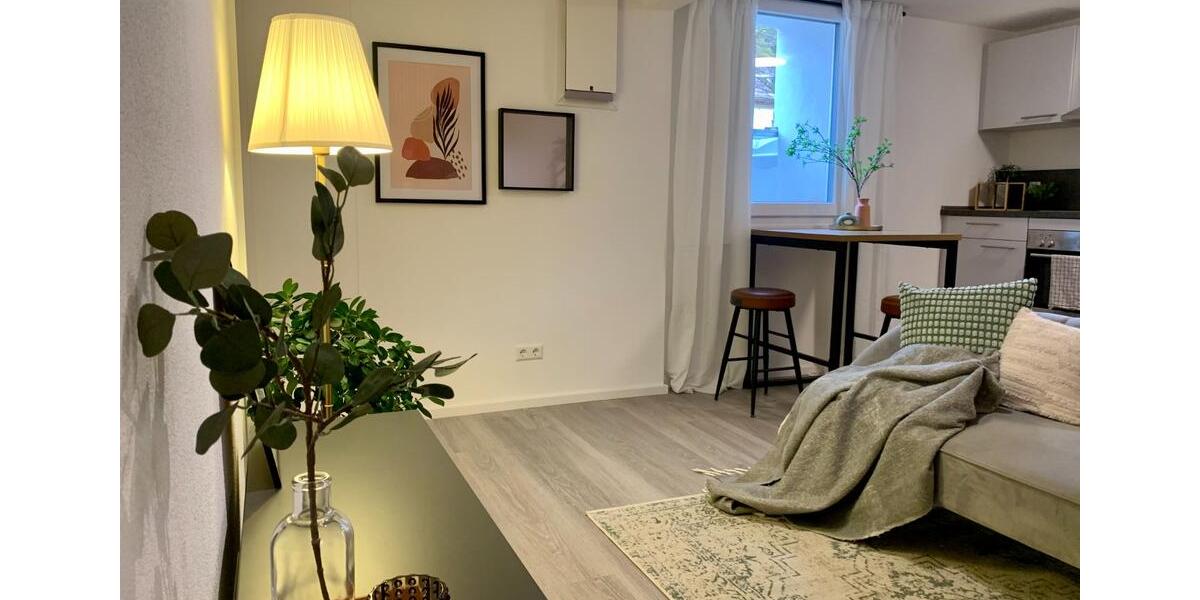 Modernes Wohnen: Vollmöblierte, komplett ausgestattete Wohnung zu vermieten, in Engen 1 zimmer