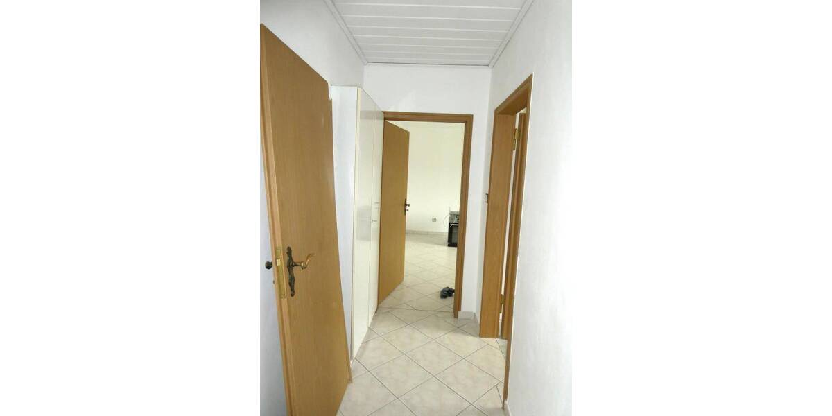 Etagenwohnung Nürnberg Werderau - 3 Zimmer, 85 m&sup2;, 880&euro; | Angebot:26486971