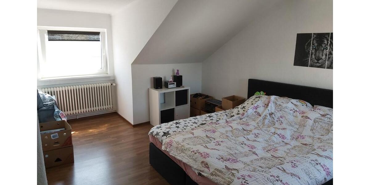Etagenwohnung Wilhelmshaven - 3 Zimmer, 68 m&sup2;, 430&euro; | Angebot:26663775