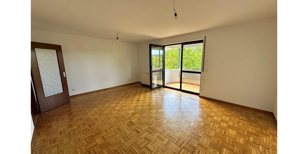 Etagenwohnung Trier Kürenz - 3 Zimmer, 77 m&sup2;, 920&euro; | Angebot:26505836