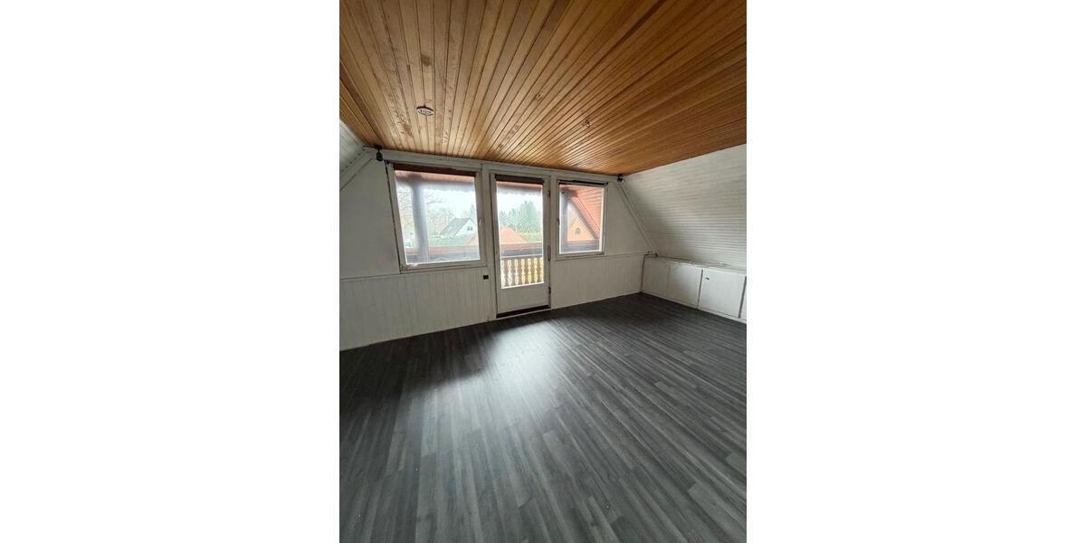 Erdgeschoßwohnung Neustadt am Rübenberge - 5 Zimmer, 185 m&sup2;, 1.565&euro; | Angebot:26041142