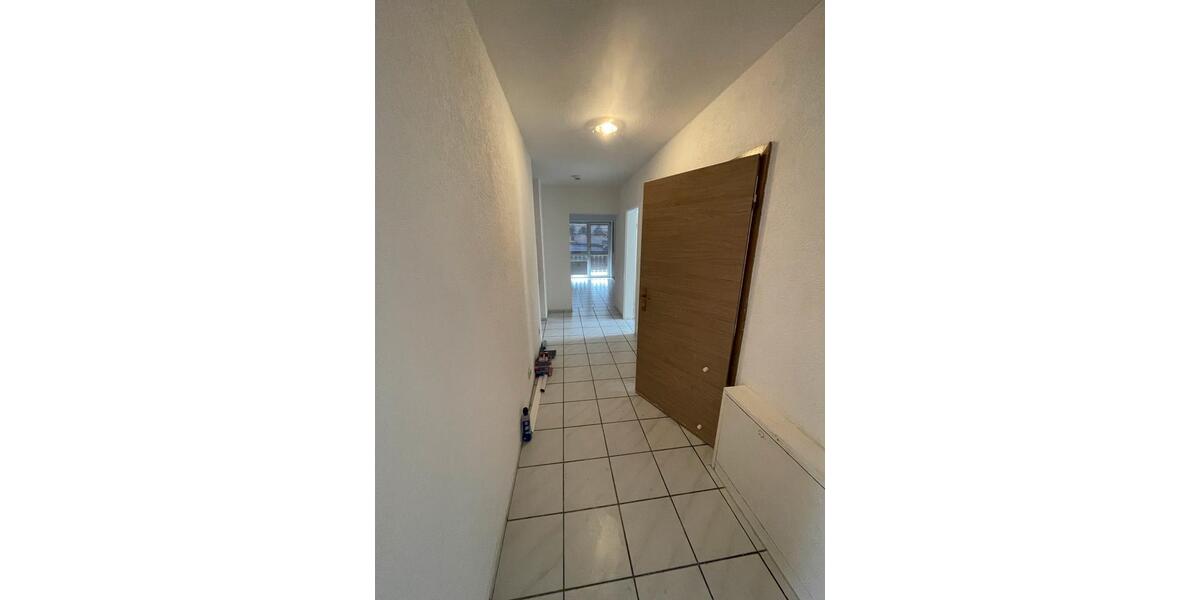 Dachgeschoßwohnung Bad Vilbel - 4 Zimmer, 92 m&sup2;, 1.350&euro; | Angebot:25148125