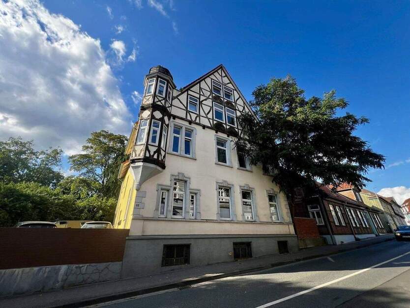 Altbautraum, 5-Zimmer-EG-Wohnung mit Einbauküche in Hehlentor 5 zimmer