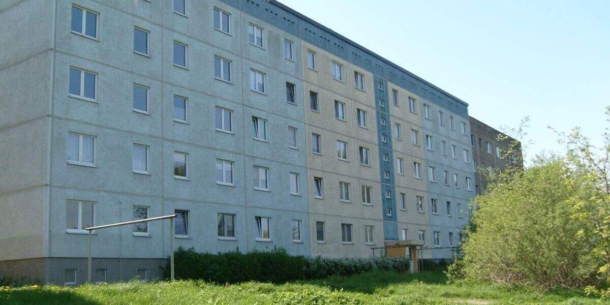 Etagenwohnung Neubrandenburg Reitbahnviertel - 3 Zimmer, 60 m&sup2;, 284&euro; | Angebot:25685503