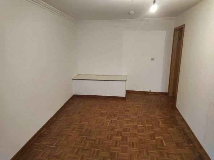 Etagenwohnung Osterode Freiheit - 3 Zimmer, 90 m&sup2;, 540&euro; | Angebot:25910787