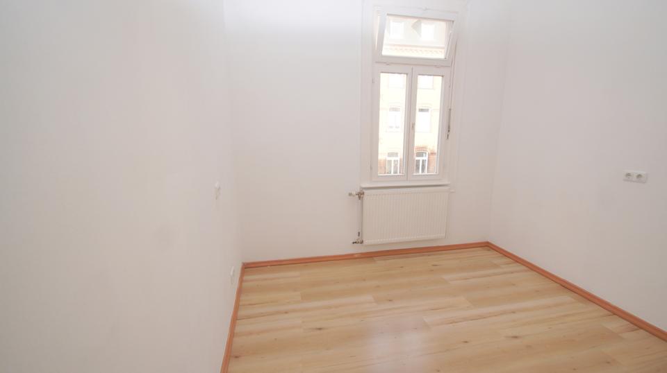 Etagenwohnung Wiesbaden Südost - 4 Zimmer, 107 m&sup2;, 1.600&euro; | Angebot:26636430
