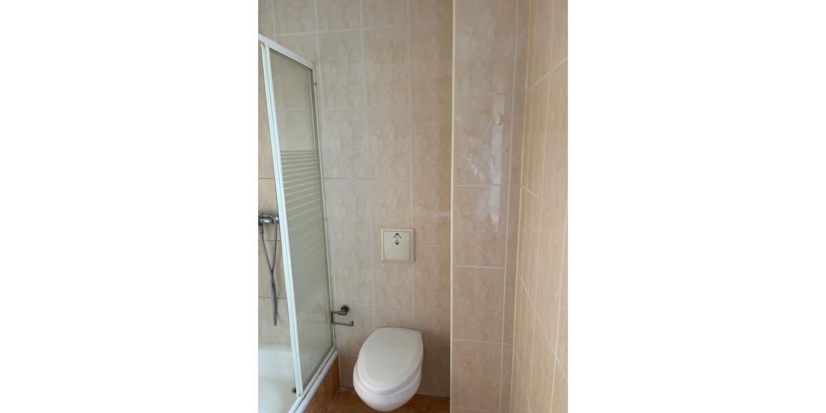 Erdgeschoßwohnung Staßfurt - 1 Zimmer, 35 m&sup2;, 300&euro; | Angebot:23419304