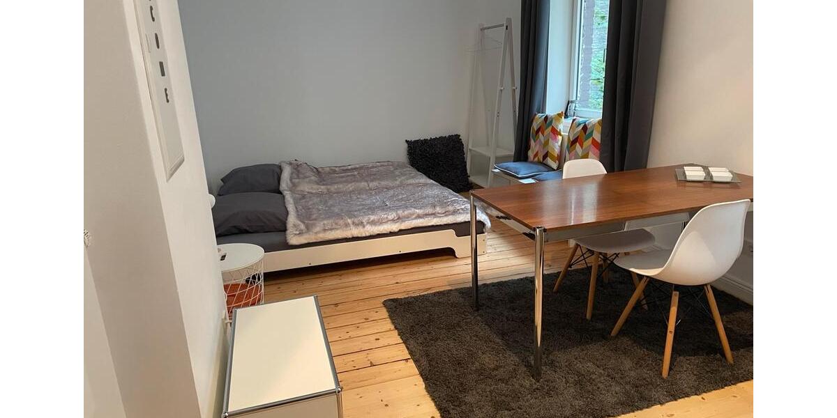 Wohnen auf Zeit Köln Ehrenfeld - 1 Zimmer, 22 m&sup2;, 1.200&euro; | Angebot:24347041