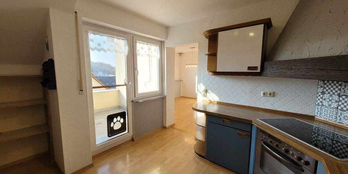 Etagenwohnung Kirchheim - 4 Zimmer, 130 m&sup2;, 980&euro; | Angebot:25845446