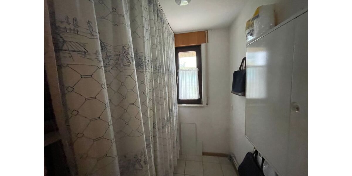 Freistehendes Haus zu vermieten in ruhiger, sonniger Lage mit Garten, Garage, Einfahrt und Terrasse - Einfamilienhaus Reinheim | Angebot:26940935
