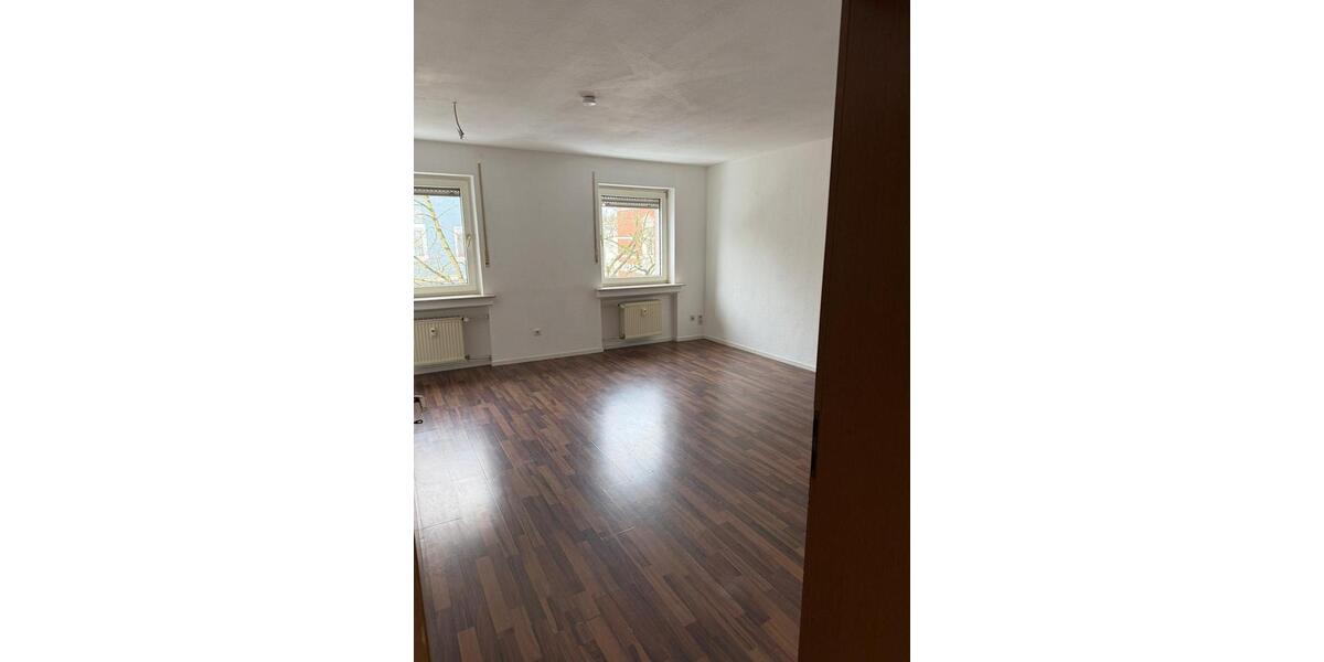 Etagenwohnung Minden - 1 Zimmer, 72 m&sup2;, 550&euro; | Angebot:24690327