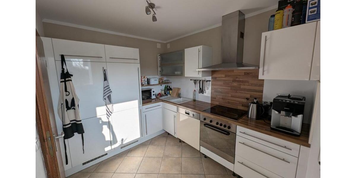 2 ZKB-Wohnung, voll möbliert, mit Balkon und großem Kellerabteil 2 zimmer