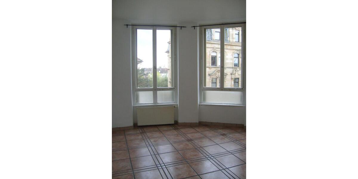 Schöne WG-Zimmer in zentraler Lage, verschiedene Größen 1 zimmer