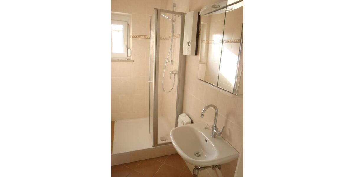 Einfamilienhaus Ebensfeld - 7 Zimmer, 135 m&sup2;, 900&euro; | Angebot:25170614