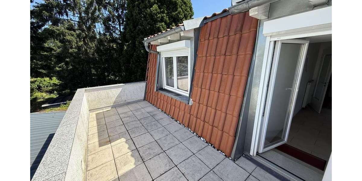 Etagenwohnung Kelkheim (Taunus) - 4 Zimmer, 130 m&sup2;, 1.850&euro; | Angebot:24727598