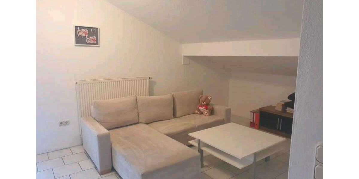 Dachgeschoßwohnung Bad Griesbach im Rottal - 4 Zimmer, 90 m&sup2;, 700&euro; | Angebot:26626300