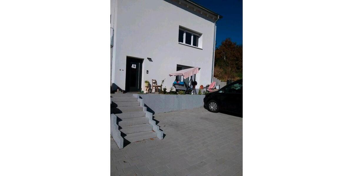 Wohnen auf Zeit Kieselbronn - 1 Zimmer, 12 m&sup2;, 420&euro; | Angebot:26642119