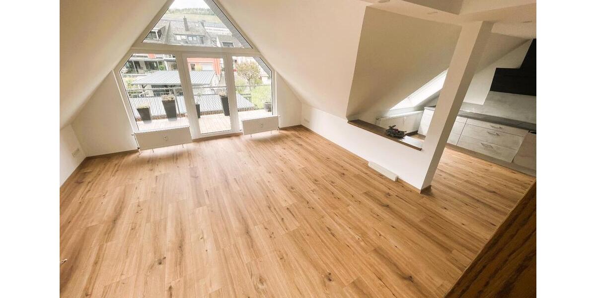 Dachgeschoßwohnung Bernkastel-Kues Kues - 2 Zimmer, 85 m&sup2;, 820&euro; | Angebot:26099491