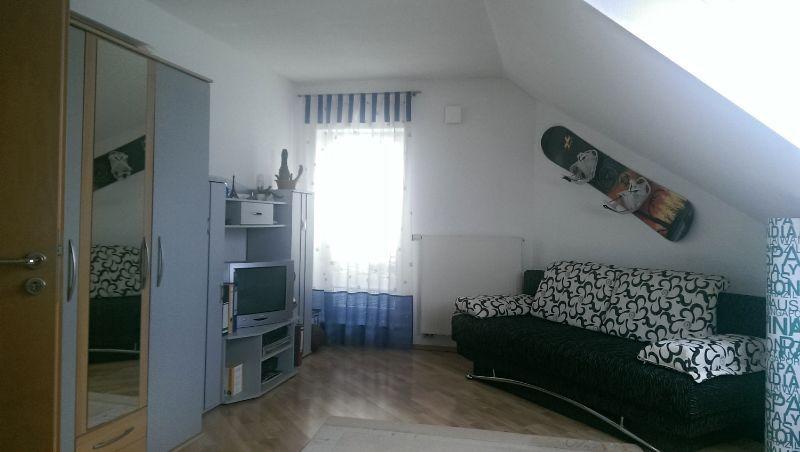 Villa Bad Saulgau - 5 Zimmer, 208 m&sup2;, 1.750&euro; | Angebot:25988483