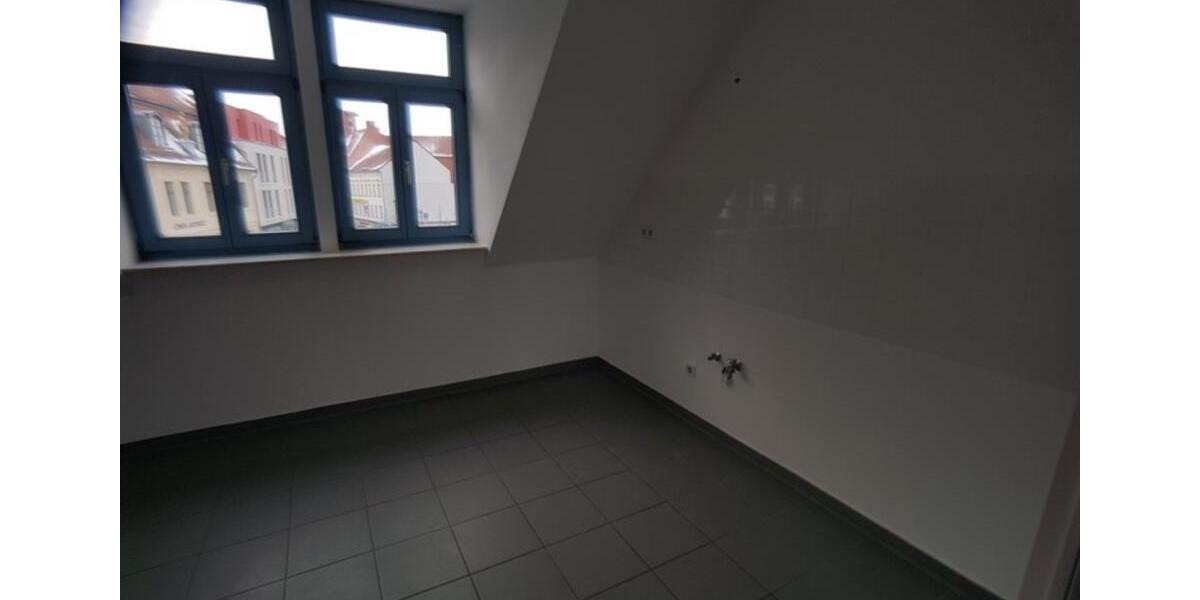 Dachgeschoßwohnung Burg - 3 Zimmer, 101 m&sup2;, 606&euro; | Angebot:25307697