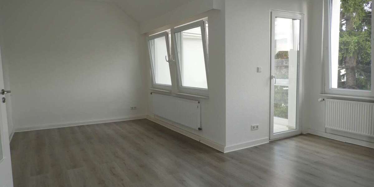 Etagenwohnung Hildesheim Oststadt/Stadtfeld - 3 Zimmer, 86 m&sup2;, 800&euro; | Angebot:27203843