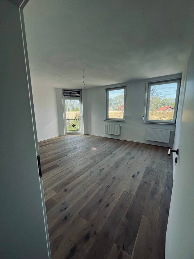 Helle 2 Zimmer, Küche, Bad, Wohnung