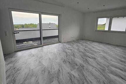 Wohnung Crailsheim - 4 Zimmer, 108 m&sup2;, 1.400&euro; | Angebot:26677376
