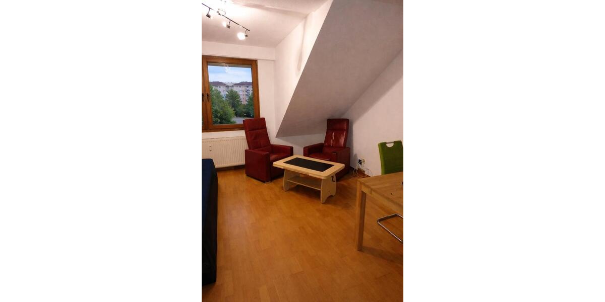Dachgeschoßwohnung Mönchengladbach Süd - 2 Zimmer, 60 m&sup2;, 580&euro; | Angebot:26656189