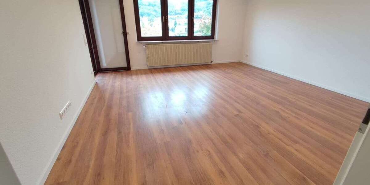 Etagenwohnung Landstuhl - 3 Zimmer, 77 m&sup2;, 780&euro; | Angebot:27063737