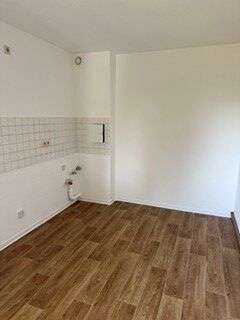 Etagenwohnung Magdeburg Nordwest - 2 Zimmer, 43 m&sup2;, 321&euro; | Angebot:27168271
