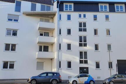 2-ZimmerEBKBadBalkonKeller Erstbezug nach hochwertiger Sanierung direkt vom Eigentümer 2 zimmer