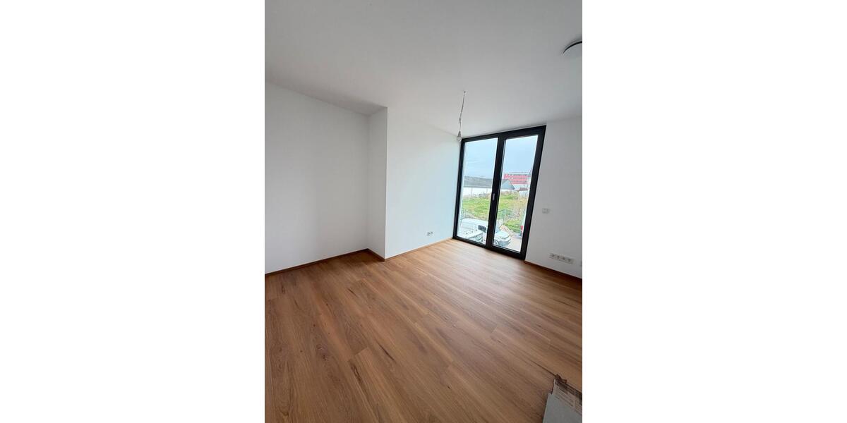 Maisonettenwohnung Saarbrücken Malstatt - 5 Zimmer, 120 m&sup2;, 1.760&euro; | Angebot:26224525