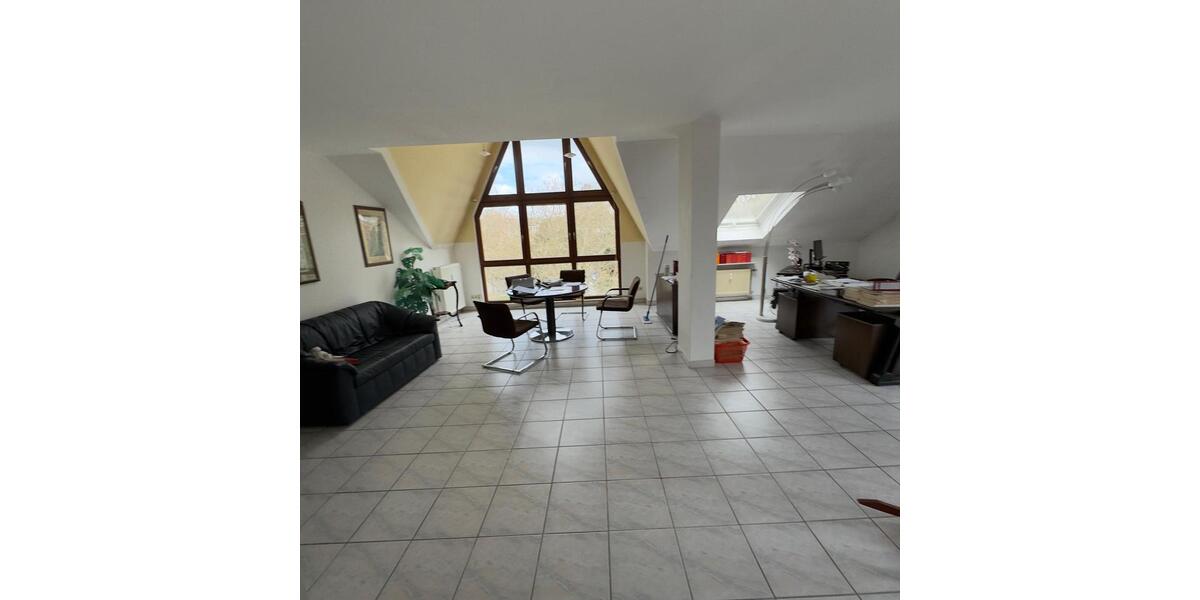 Dachgeschoßwohnung Bad Kreuznach Bad Münster am Stein-Ebernburg - 4.5 Zimmer, 170 m&sup2;, 1.100&euro; | Angebot:25963038