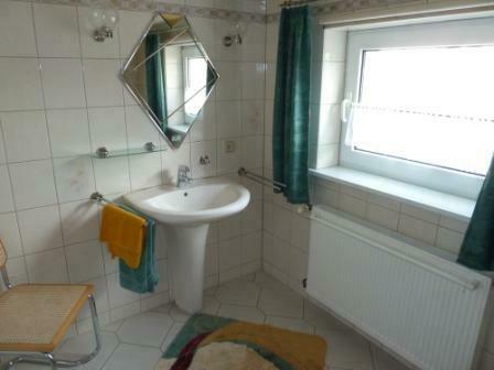 Erdgeschoßwohnung Allstedt - 2 Zimmer, 42 m&sup2;, 320&euro; | Angebot:9707398