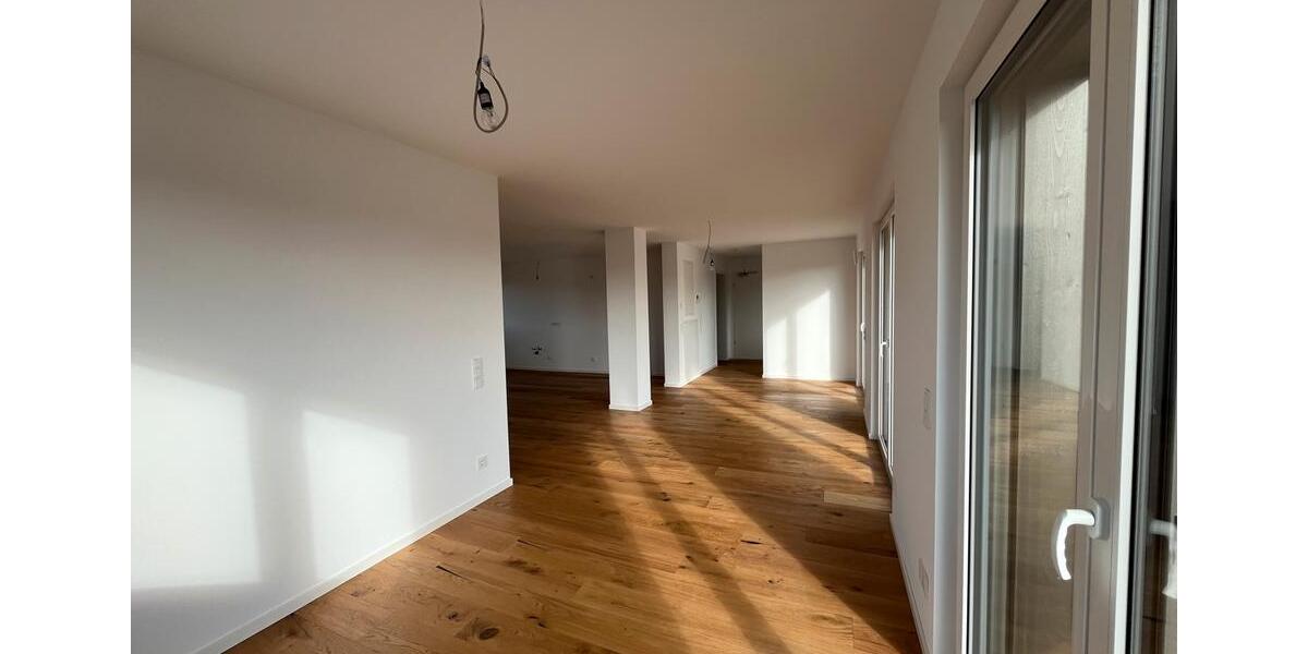 Dachgeschoßwohnung Speichersdorf - 2 Zimmer, 89 m&sup2;, 934&euro; | Angebot:20635651